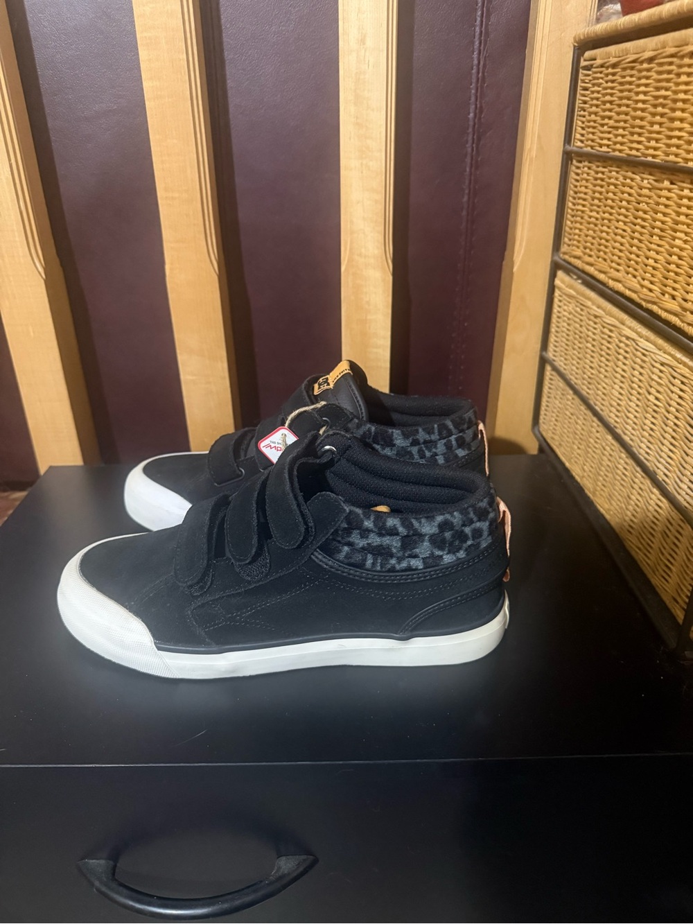 DC Women's Evan Hi V SE Black Suede Velcro Skate Shoes Leopard Print High Top 7